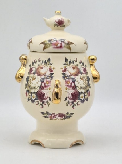 Самовар бежевый с цейлонским чаем