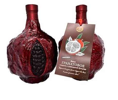 Сувенирное красное гранатовое полу сладкое вино 11.5%