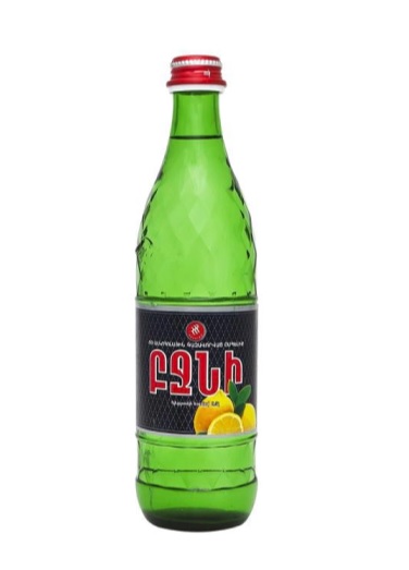 BJNI dabīgais minerālūdens ar gāzi un citronu